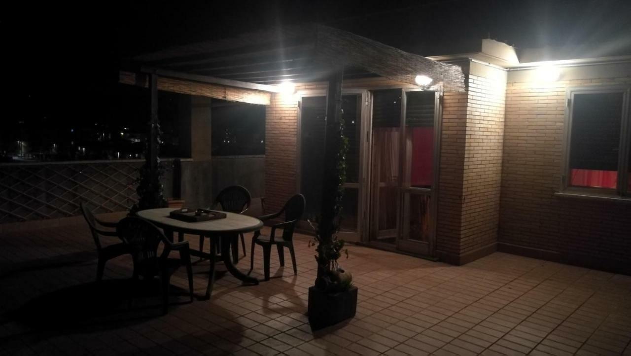 Attico A Barberino Di Mugello Apartamento Exterior foto